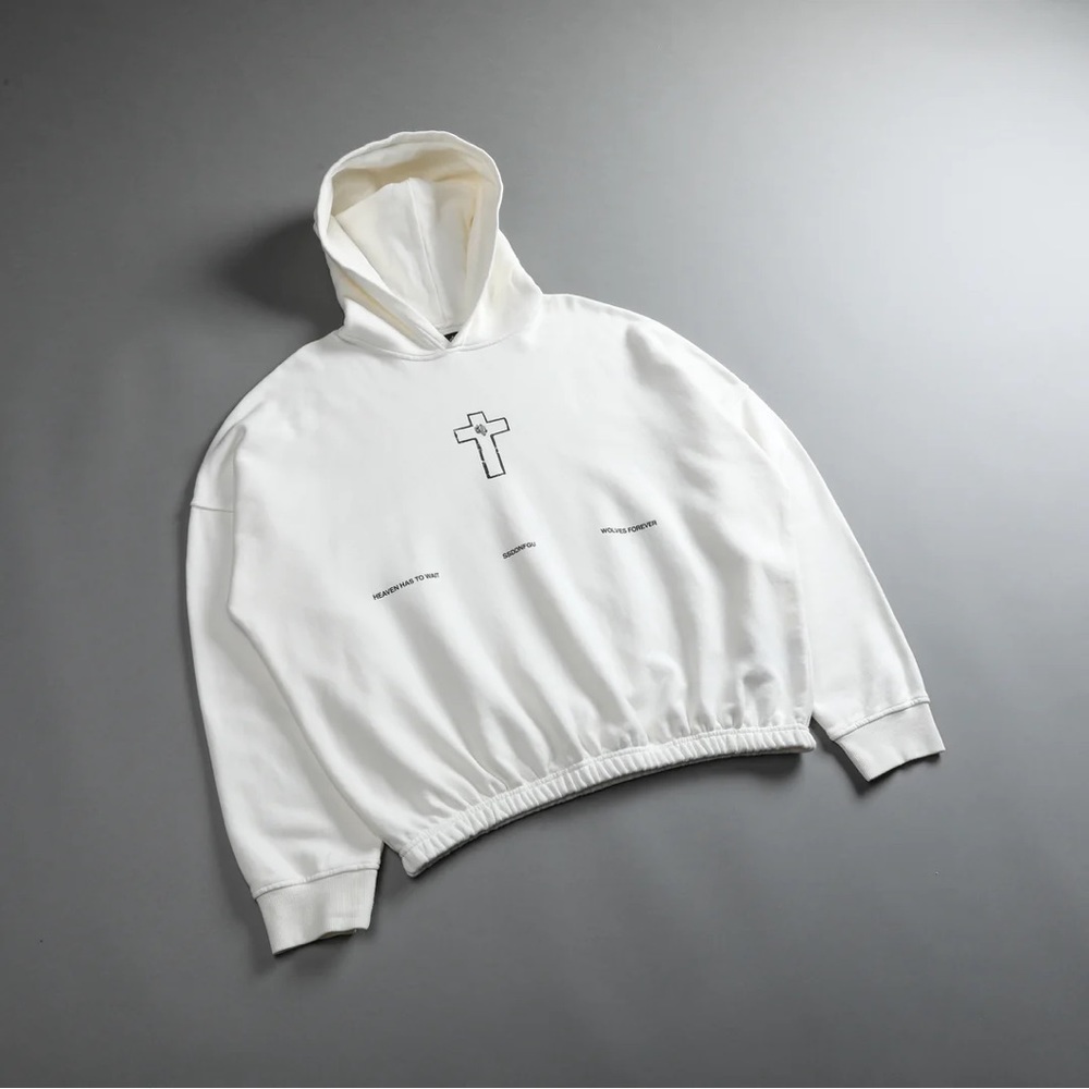THE LIGHT "MCCAULEY" HOODIE IN CREAM